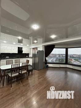 3-к квартира, вторичка, 92м2, 9/10 этаж