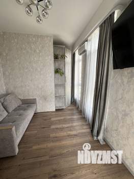 2-к квартира, вторичка, 30м2, 1/4 этаж