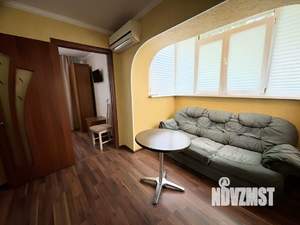 3-к квартира, вторичка, 47м2, 1/5 этаж