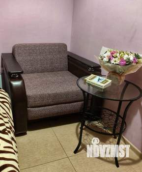 2-к квартира, вторичка, 32м2, 3/5 этаж