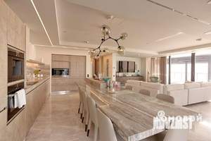 3-к квартира, вторичка, 120м2, 18/27 этаж