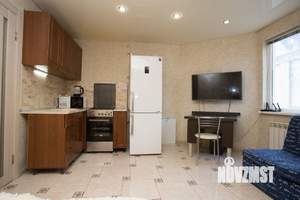 2-к квартира, вторичка, 45м2, 1/3 этаж
