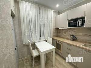 2-к квартира, вторичка, 42м2, 1/5 этаж