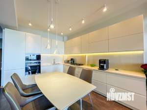 2-к квартира, вторичка, 111м2, 8/11 этаж