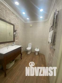 4-к квартира, вторичка, 150м2, 3/5 этаж