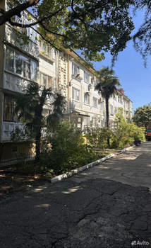 2-к квартира, вторичка, 54м2, 1/3 этаж