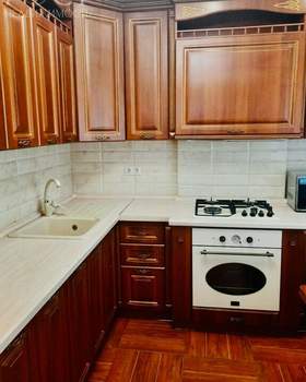 3-к квартира, вторичка, 72м2, 2/5 этаж