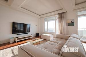 3-к квартира, вторичка, 150м2, 12/13 этаж