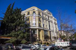 3-к квартира, вторичка, 82м2, 6/6 этаж