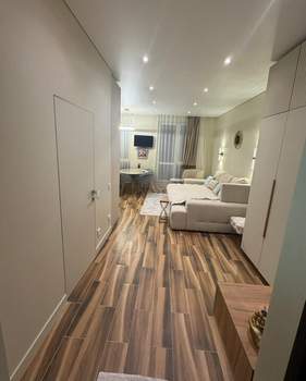 Студия квартира, вторичка, 40м2, 1/3 этаж