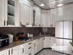 3-к квартира, вторичка, 90м2, 3/9 этаж