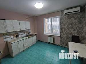 2-к квартира, вторичка, 60м2, 1/4 этаж