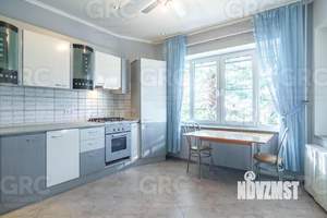 4-к квартира, вторичка, 128м2, 2/5 этаж