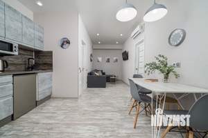 2-к квартира, вторичка, 70м2, 1/5 этаж