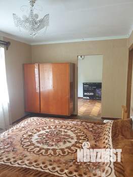 2-к квартира, вторичка, 37м2, 1/6 этаж