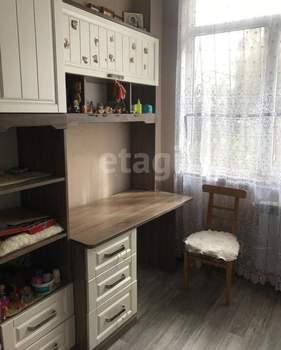 4-к квартира, вторичка, 100м2, 1/4 этаж