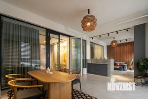 4-к квартира, вторичка, 180м2, 2/7 этаж