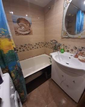 2-к квартира, вторичка, 63м2, 7/9 этаж