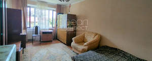 2-к квартира, вторичка, 52м2, 1/5 этаж