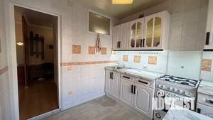 2-к квартира, вторичка, 42м2, 3/5 этаж