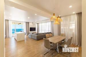 2-к квартира, вторичка, 80м2, 3/3 этаж