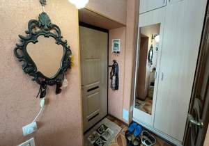 2-к квартира, вторичка, 48м2, 1/4 этаж