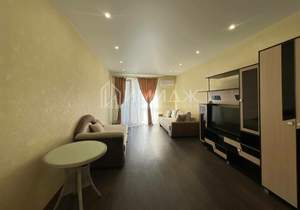 Студия квартира, вторичка, 42м2, 10/18 этаж