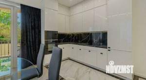 2-к квартира, вторичка, 100м2, 3/12 этаж