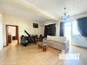 2-к квартира, вторичка, 67м2, 1/5 этаж