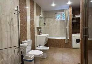 3-к квартира, вторичка, 125м2, 1/3 этаж