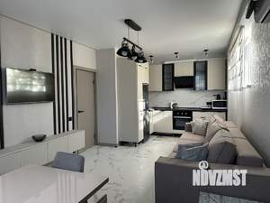 2-к квартира, вторичка, 45м2, 1/4 этаж