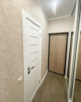 Студия квартира, вторичка, 32м2, 1/4 этаж