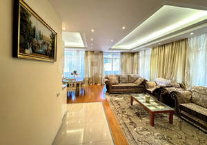 2-к квартира, вторичка, 137м2, 2/9 этаж