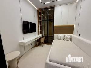 3-к квартира, вторичка, 110м2, 10/18 этаж