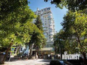 3-к квартира, вторичка, 133м2, 15/16 этаж