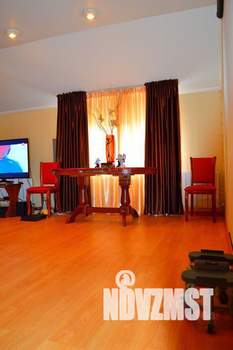 5-к квартира, вторичка, 110м2, 2/2 этаж