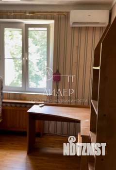 3-к квартира, вторичка, 65м2, 8/10 этаж
