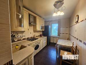 3-к квартира, вторичка, 76м2, 4/10 этаж