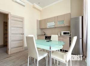 2-к квартира, вторичка, 78м2, 2/4 этаж