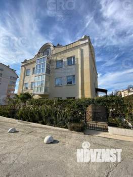 4-к квартира, вторичка, 139м2, 4/4 этаж