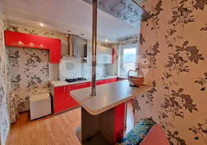 3-к квартира, вторичка, 76м2, 6/9 этаж