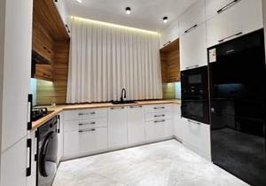 3-к квартира, вторичка, 70м2, 8/16 этаж