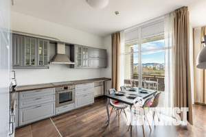 2-к квартира, вторичка, 73м2, 3/5 этаж