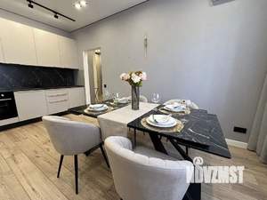 3-к квартира, вторичка, 67м2, 8/19 этаж