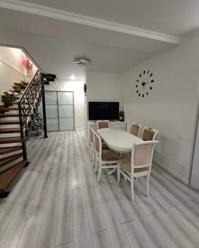 4-к квартира, вторичка, 110м2, 7/7 этаж