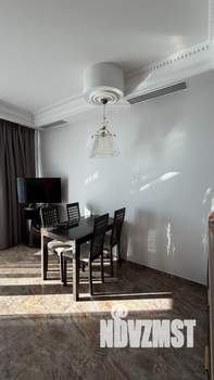 2-к квартира, вторичка, 60м2, 1/23 этаж