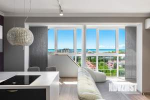 2-к квартира, вторичка, 70м2, 14/14 этаж