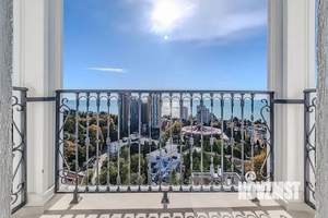 2-к квартира, вторичка, 70м2, 10/17 этаж