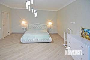 2-к квартира, вторичка, 74м2, 8/12 этаж