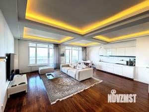 3-к квартира, вторичка, 164м2, 8/9 этаж